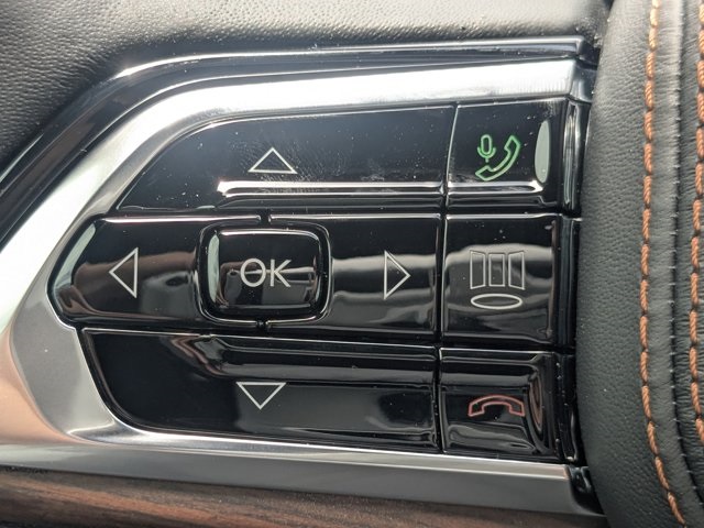 new 2025 Jeep Grand Cherokee car, priced at $59,180