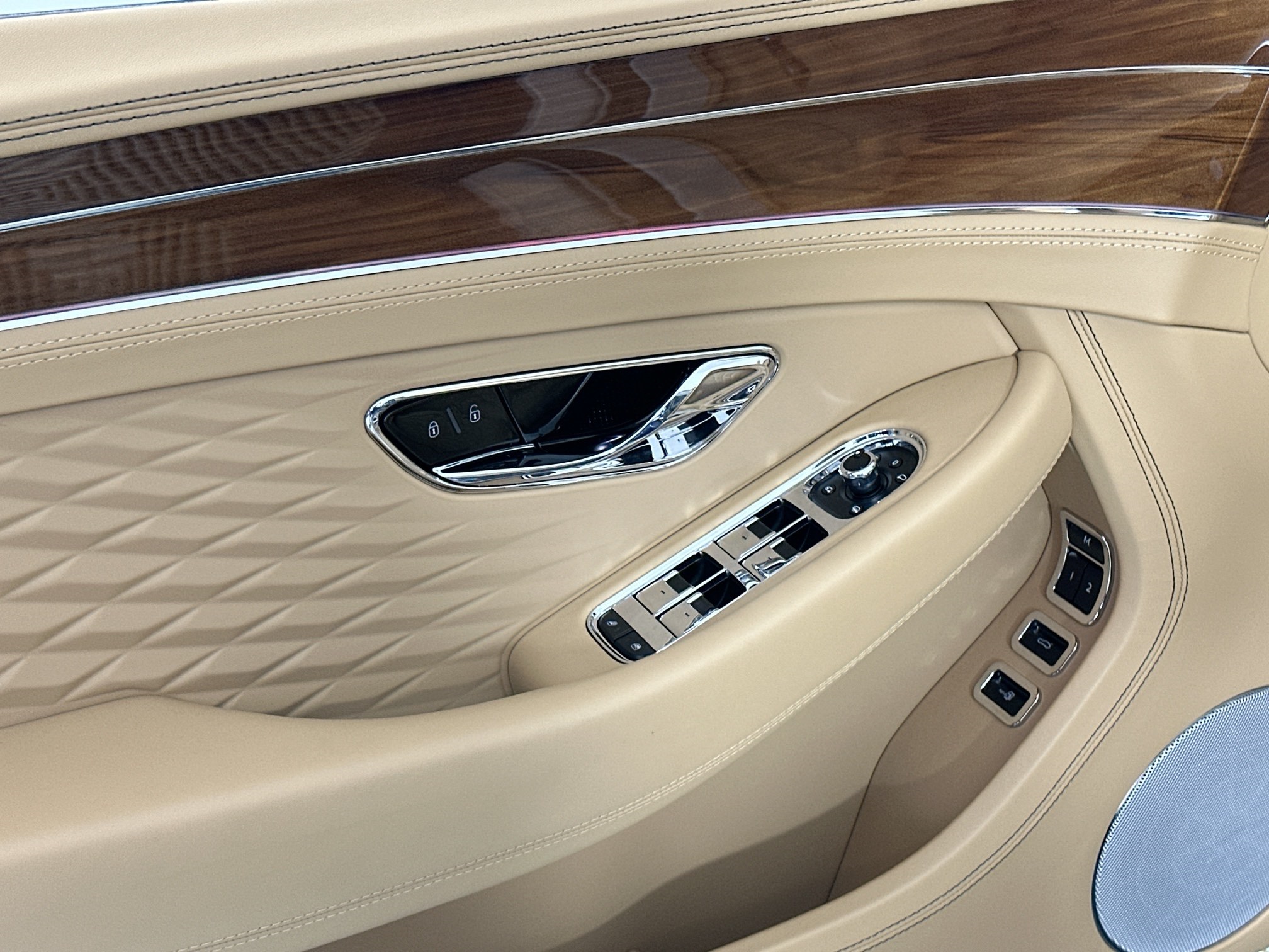 new 2026 Bentley Continental GTC car