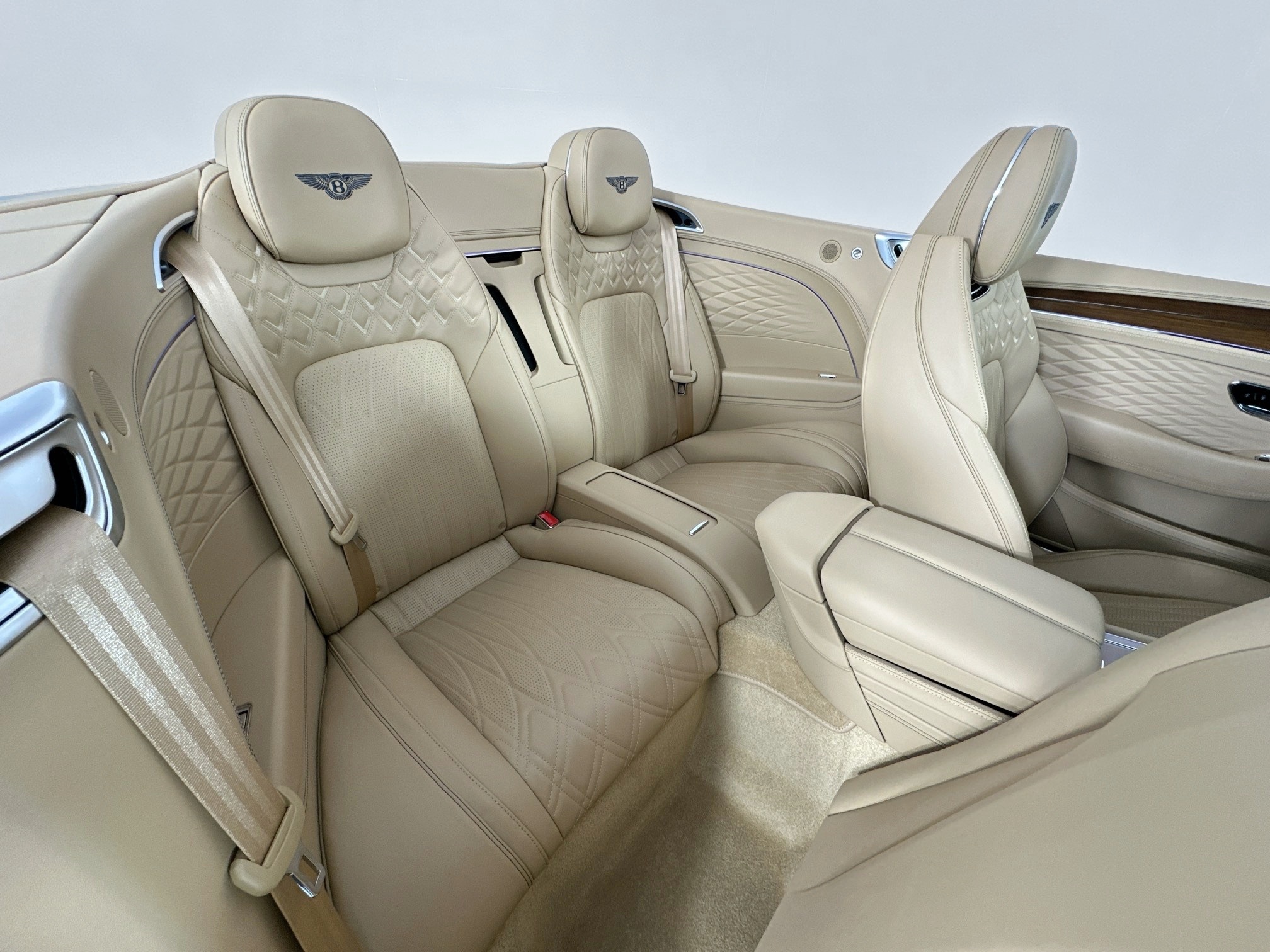 new 2026 Bentley Continental GTC car