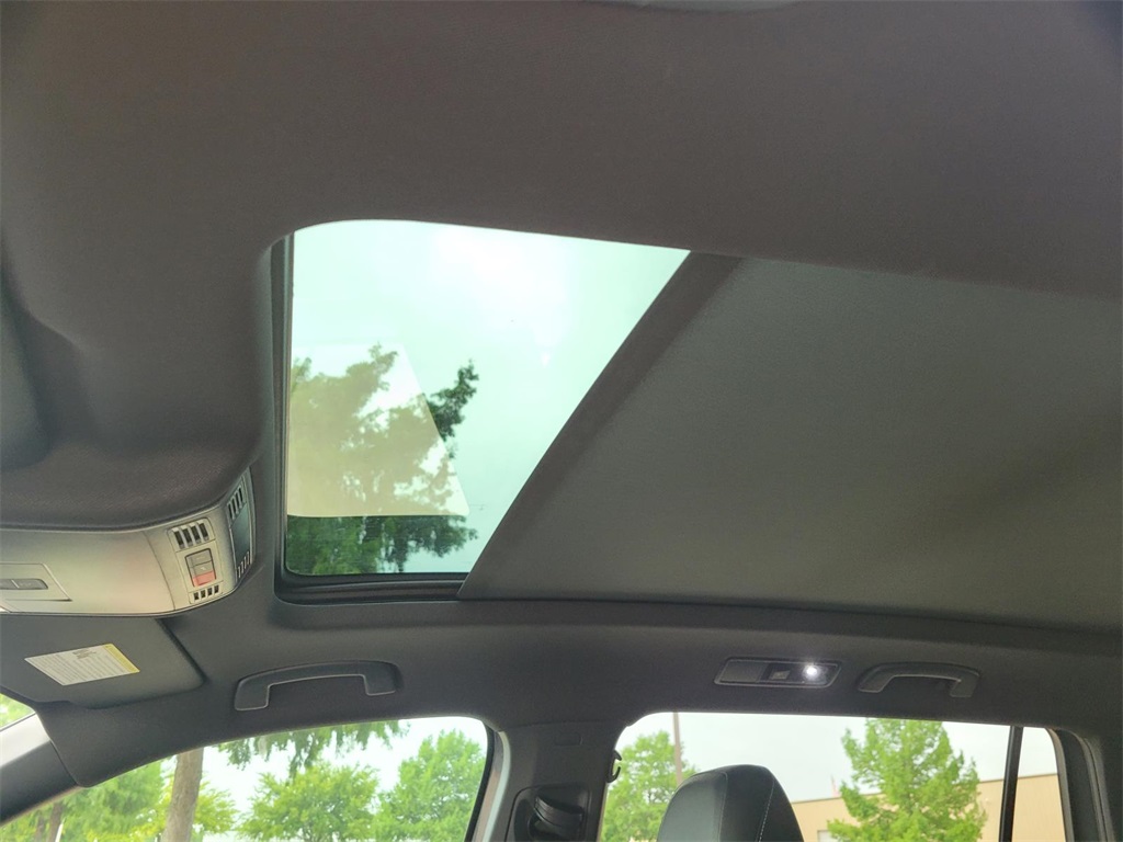 used 2024 Volkswagen Tiguan car, priced at $30,186
