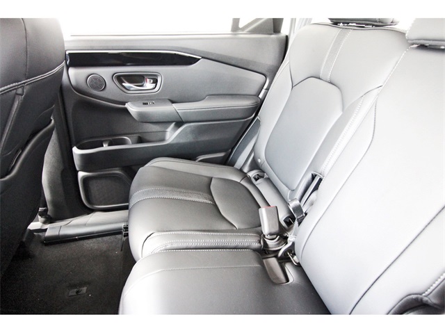 new 2025 Honda Pilot car, priced at $53,095