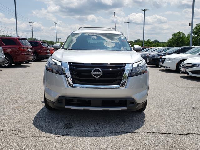 new 2025 Nissan Pathfinder car, priced at $46,697