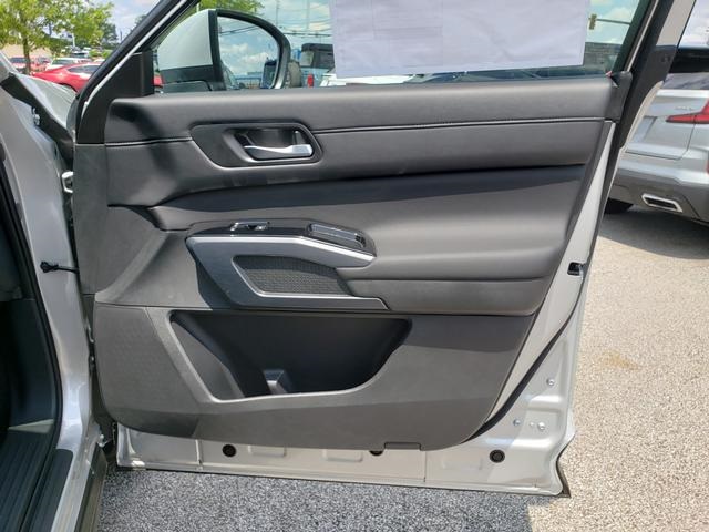 new 2025 Nissan Pathfinder car, priced at $46,697