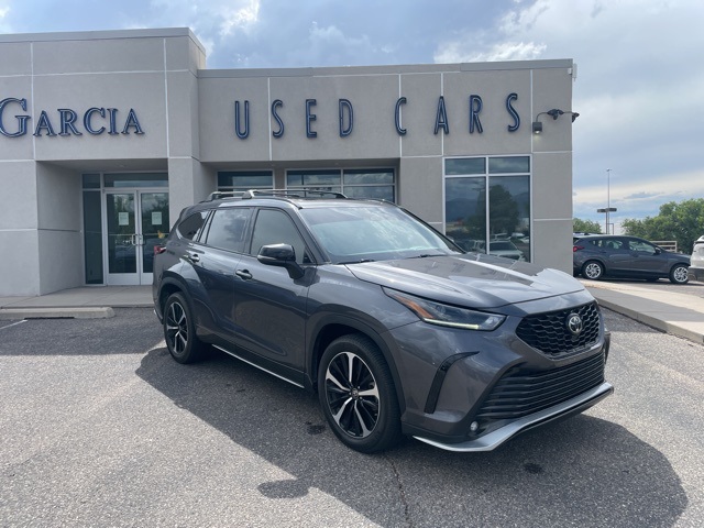 used 2021 Toyota Highlander car, priced at $36,239
