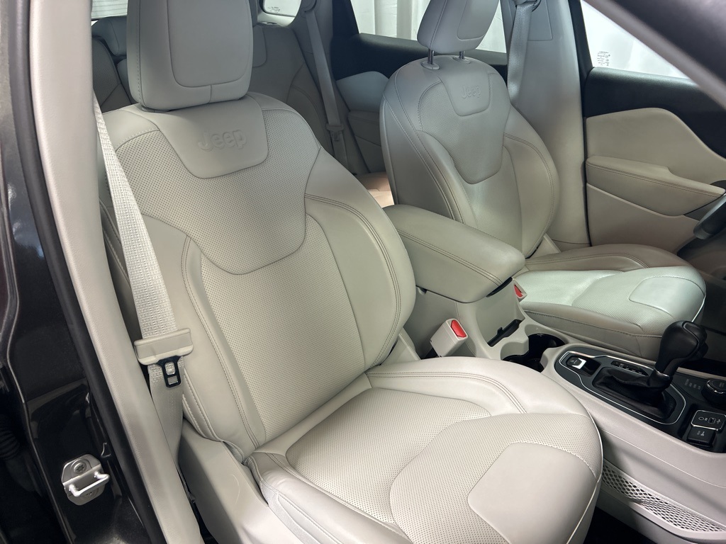 used 2022 Jeep Cherokee car, priced at $24,000