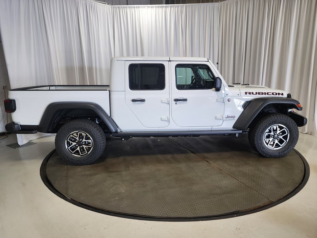 new 2025 Jeep Gladiator car, priced at $50,785
