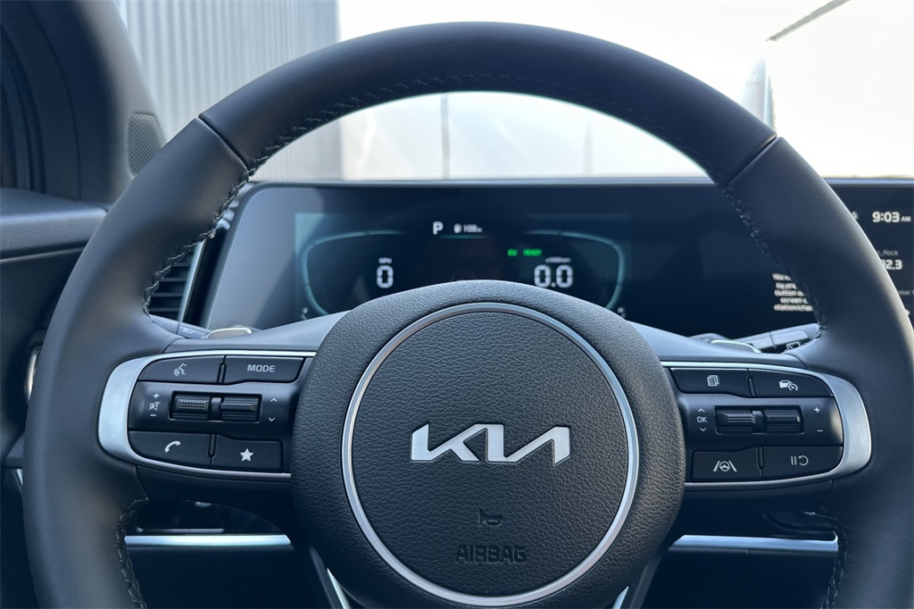 new 2025 Kia Sportage Plug-In Hybrid car, priced at $42,075