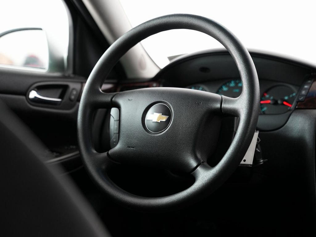 used 2015 Chevrolet Impala Limited car, priced at $10,000