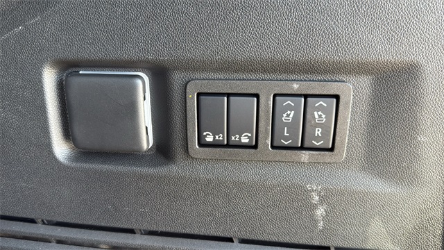 used 2024 Chevrolet Tahoe car, priced at $78,998