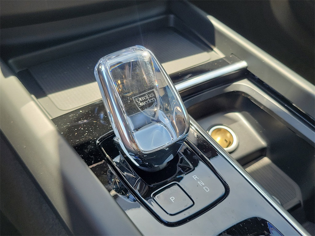 new 2026 Volvo XC60 Plug-In Hybrid car, priced at $65,535