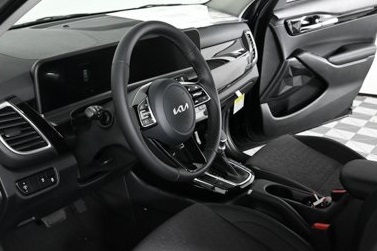 new 2025 Kia Seltos car, priced at $26,009