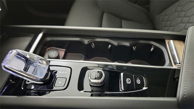new 2026 Volvo XC60 car, priced at $58,015