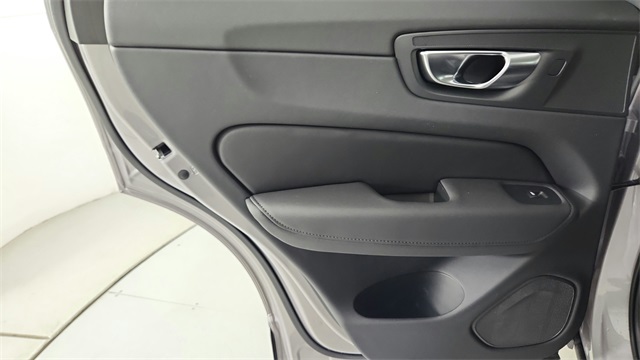 new 2026 Volvo XC60 car, priced at $58,015