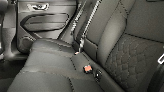 new 2026 Volvo XC60 car, priced at $58,015