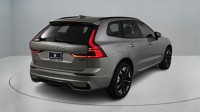 new 2026 Volvo XC60 car, priced at $58,015