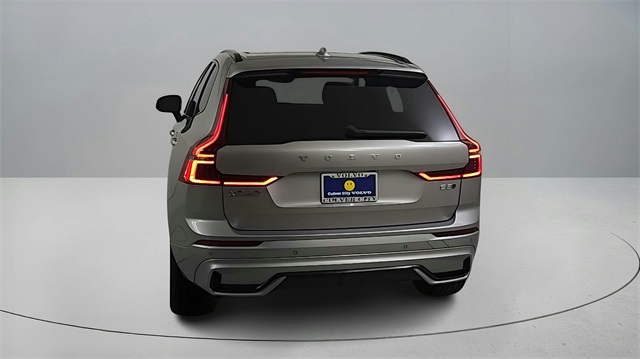 new 2026 Volvo XC60 car, priced at $58,015