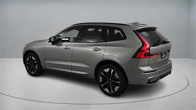 new 2026 Volvo XC60 car, priced at $58,015