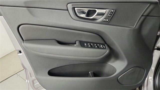new 2026 Volvo XC60 car, priced at $58,015