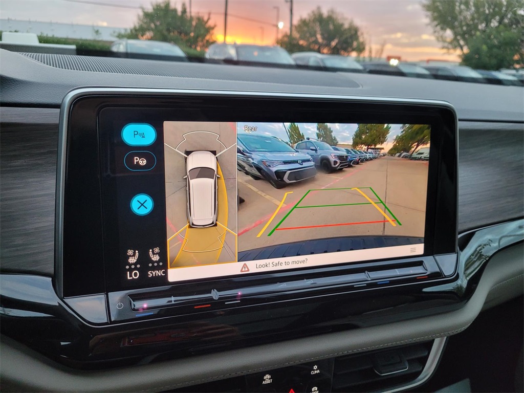 new 2026 Volkswagen Atlas car, priced at $53,279