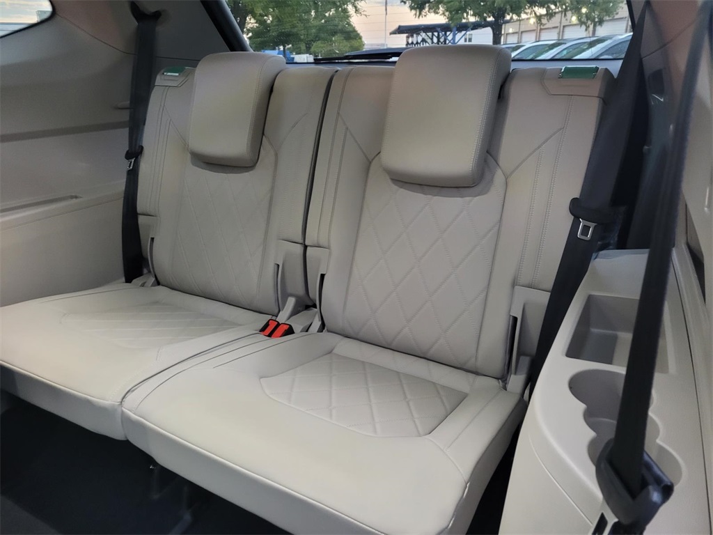 new 2026 Volkswagen Atlas car, priced at $53,279