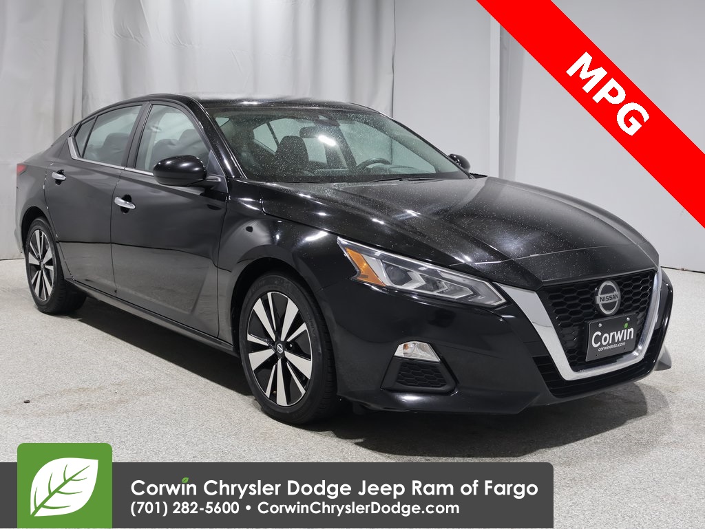 used 2022 Nissan Altima car, priced at $17,500