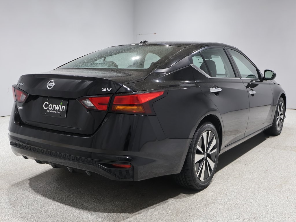 used 2022 Nissan Altima car, priced at $17,500