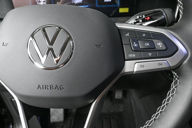new 2025 Volkswagen Tiguan car, priced at $32,674
