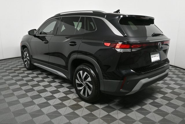 new 2025 Volkswagen Tiguan car, priced at $32,674