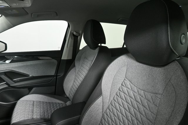 new 2025 Volkswagen Tiguan car, priced at $32,674