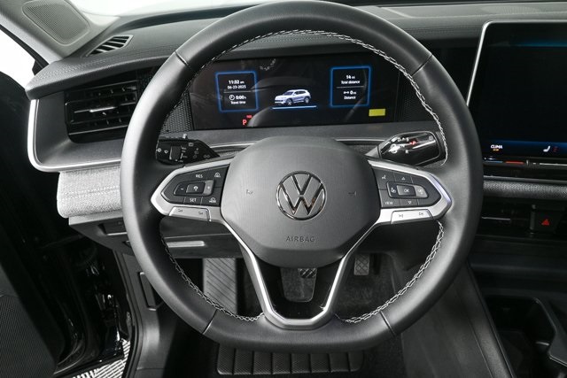 new 2025 Volkswagen Tiguan car, priced at $32,674