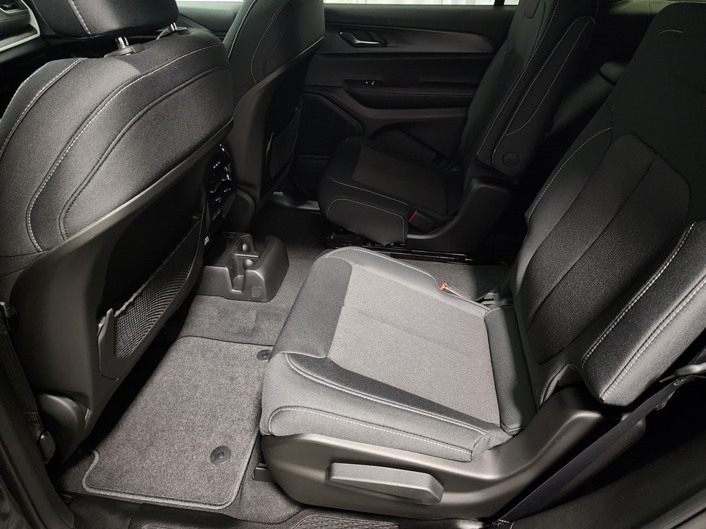 new 2025 Jeep Grand Cherokee L car, priced at $42,929