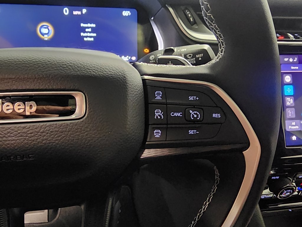 new 2025 Jeep Grand Cherokee L car, priced at $42,929