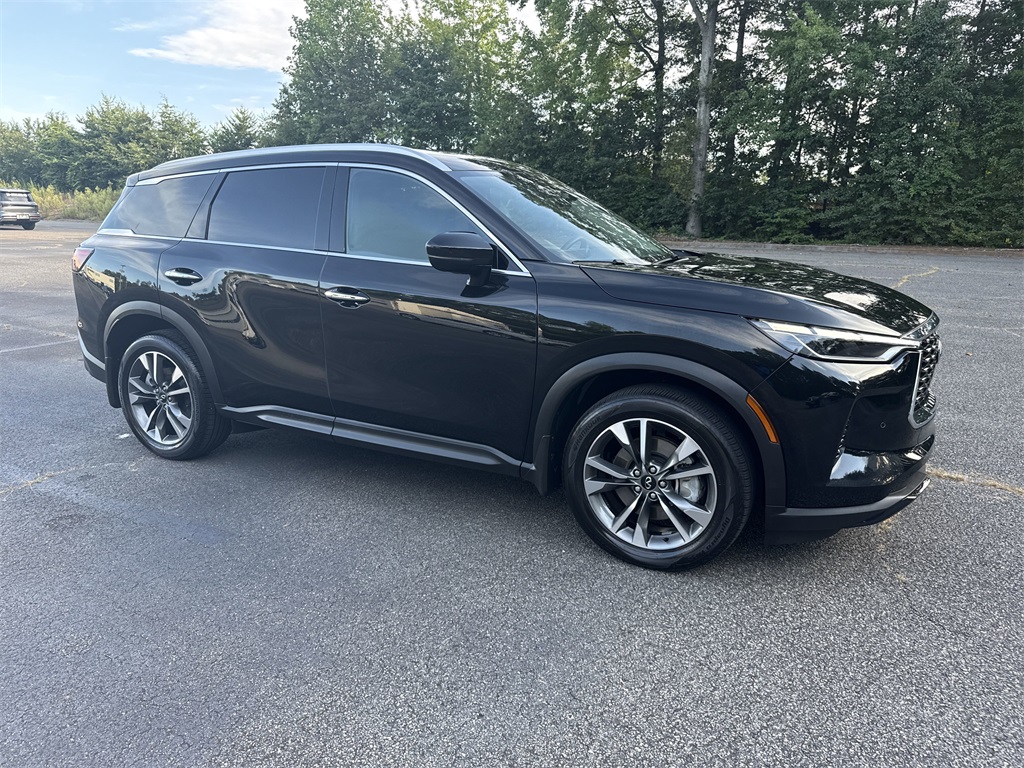 used 2025 INFINITI QX60 car, priced at $43,998