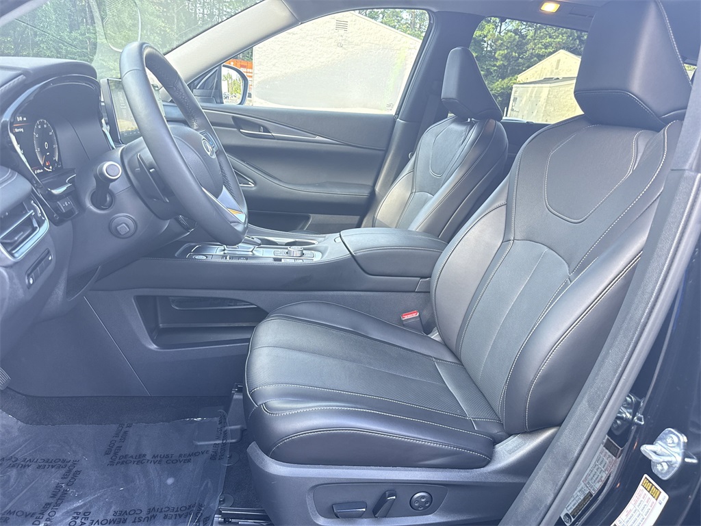 used 2025 INFINITI QX60 car, priced at $43,998