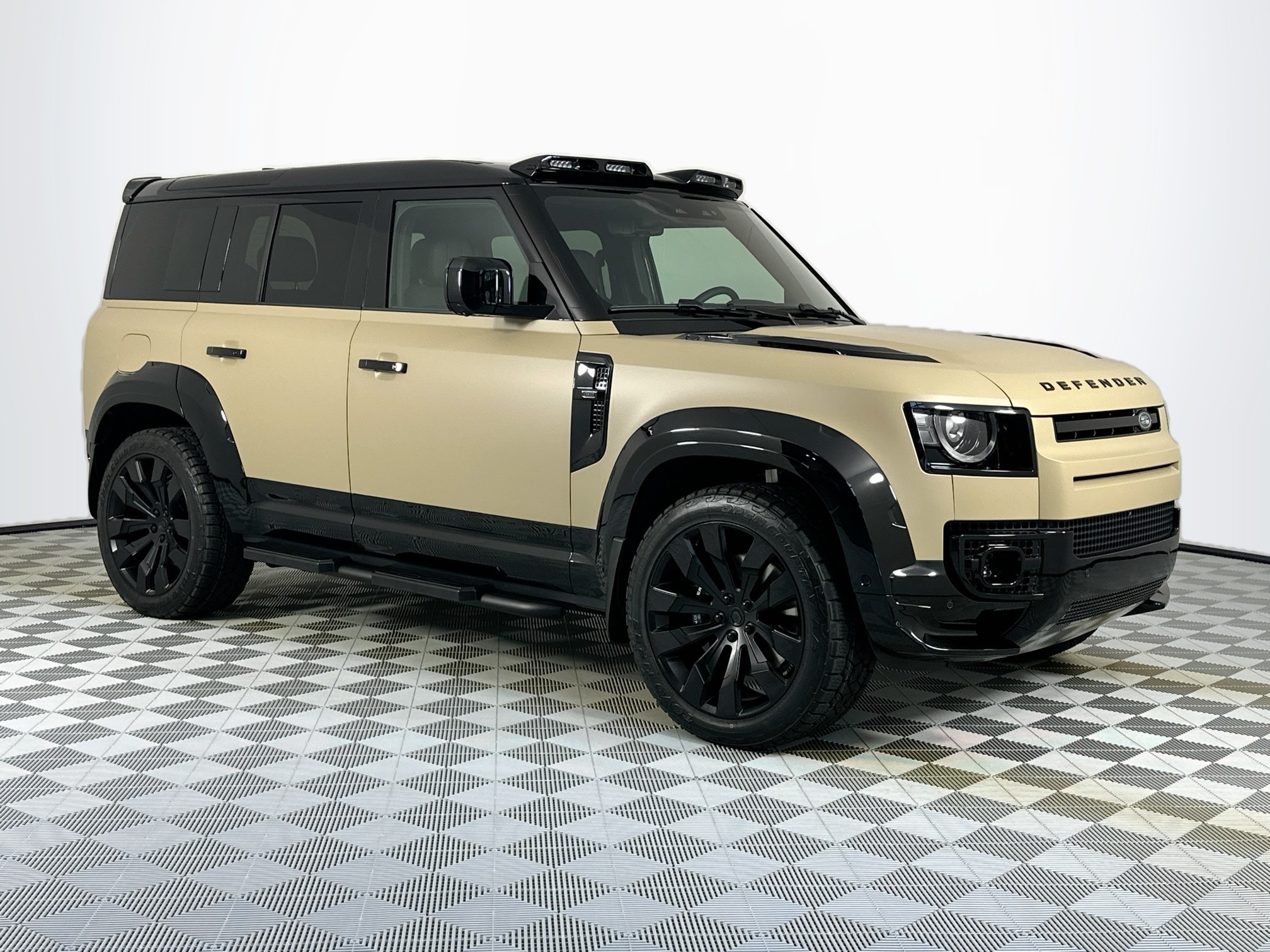new 2025 Land Rover Defender 110 car, priced at $157,703