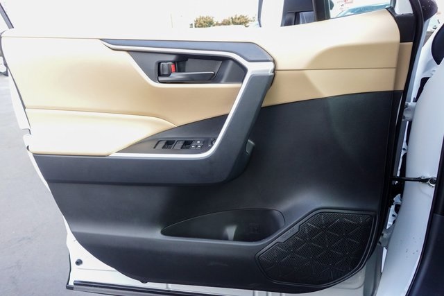 new 2025 Toyota RAV4 car
