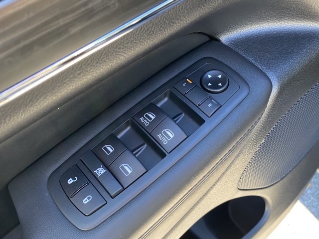 used 2021 Jeep Grand Cherokee car, priced at $21,225