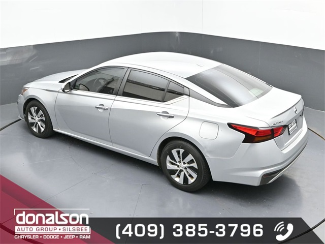 used 2020 Nissan Altima car, priced at $10,999