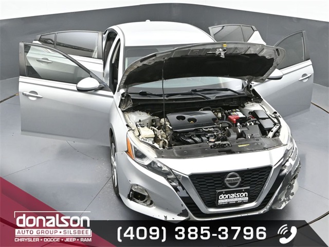 used 2020 Nissan Altima car, priced at $10,999