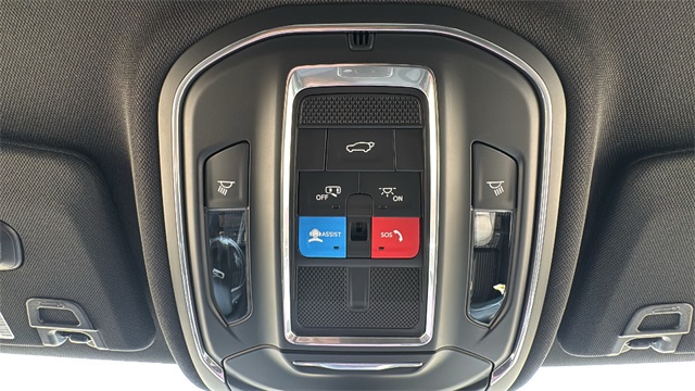 new 2025 Jeep Grand Cherokee car, priced at $45,025