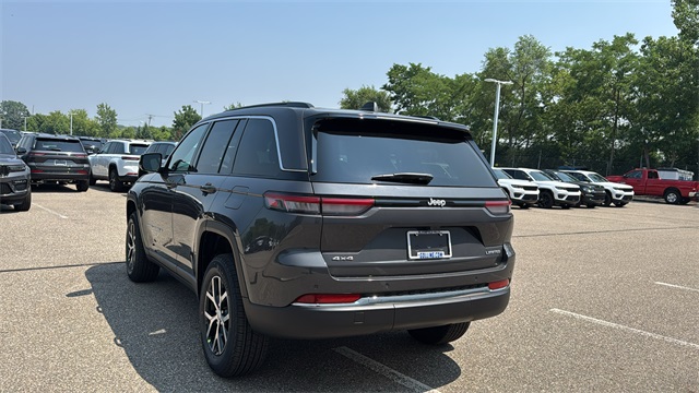 new 2025 Jeep Grand Cherokee car, priced at $45,025