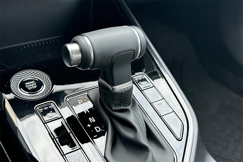 new 2025 Kia Niro car, priced at $31,435