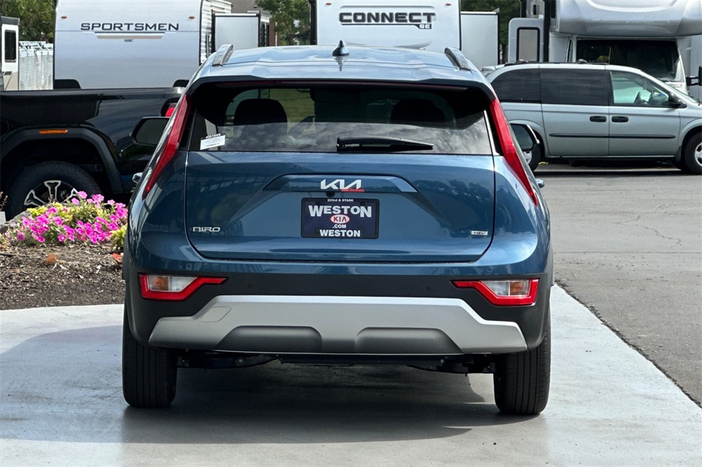 new 2025 Kia Niro car, priced at $31,435