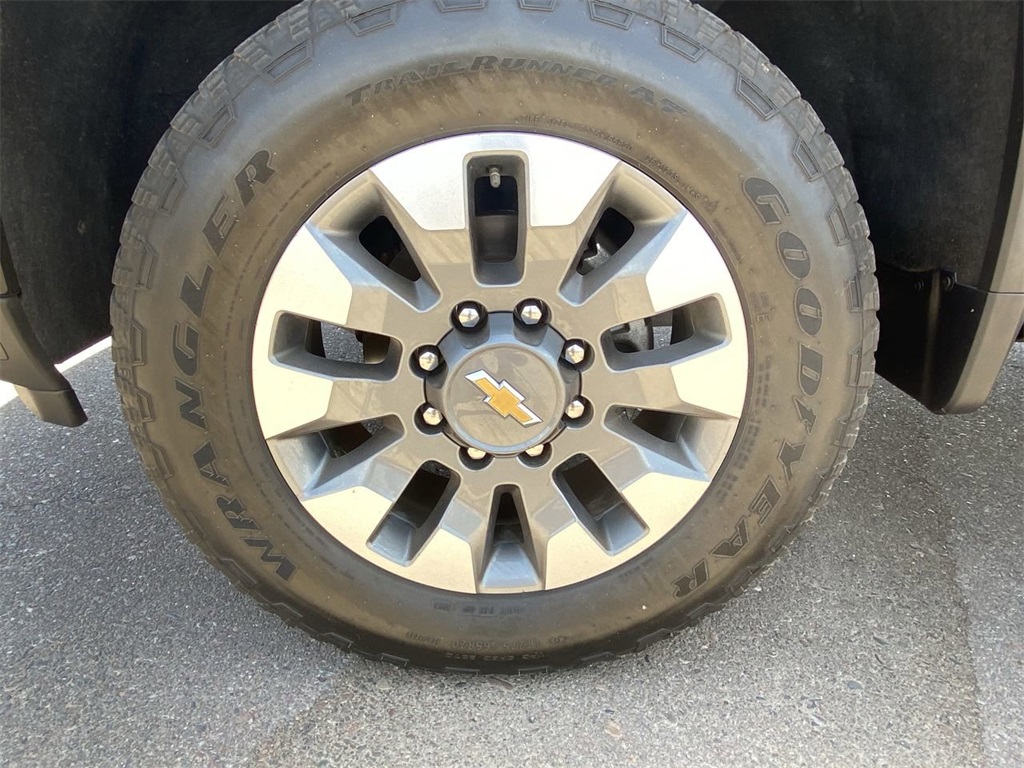 used 2024 Chevrolet Silverado 2500HD car, priced at $50,681