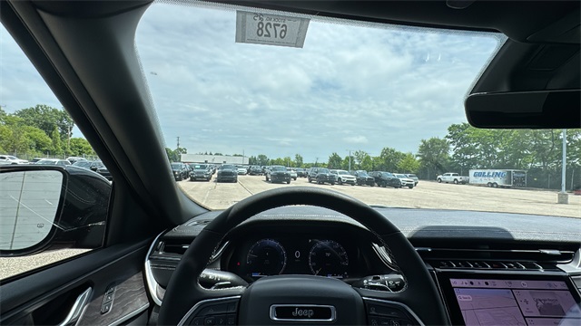 new 2025 Jeep Grand Cherokee car, priced at $48,340