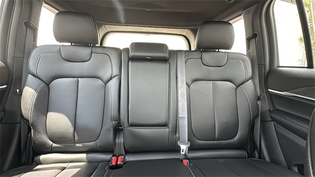 new 2025 Jeep Grand Cherokee car, priced at $48,340