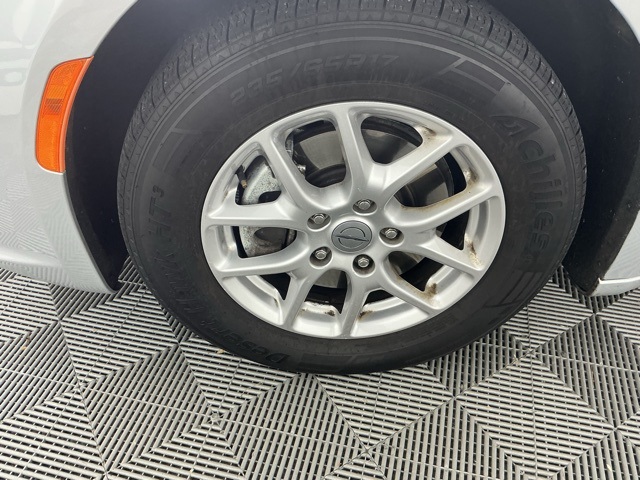 used 2024 Chrysler Pacifica car, priced at $29,474