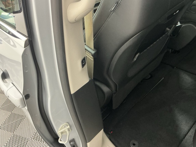 used 2024 Chrysler Pacifica car, priced at $29,474