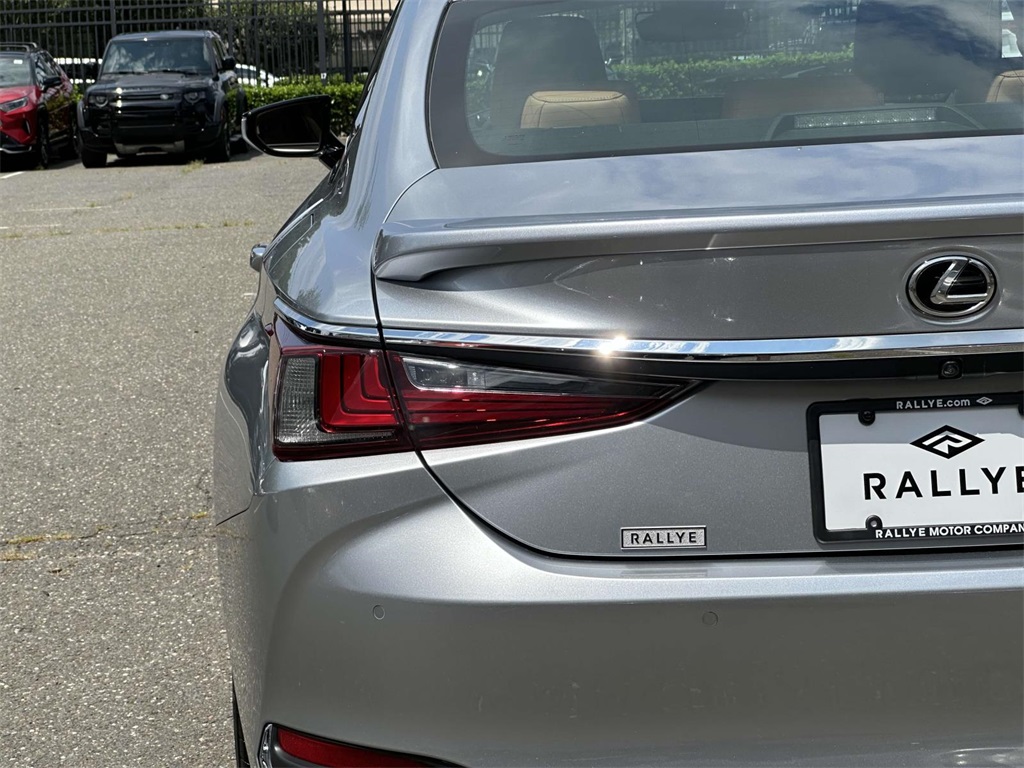 used 2023 Lexus ES car, priced at $41,975