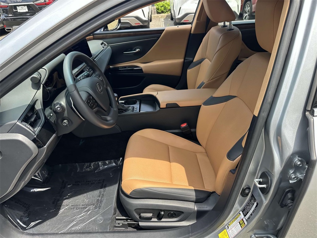 used 2023 Lexus ES car, priced at $41,975